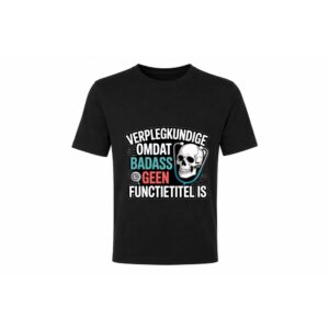 Classic Tee — Badass geen Functietitel