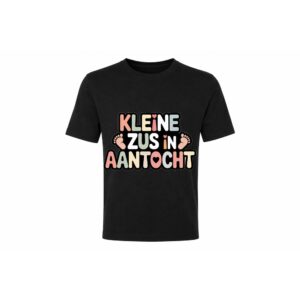 Classic Tee — Kleine Zus in Aantocht