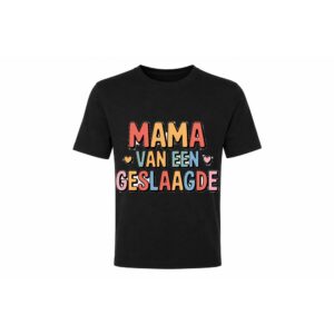 Classic Tee — Mama van een Geslaagde